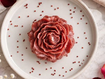 Rose Candle 1